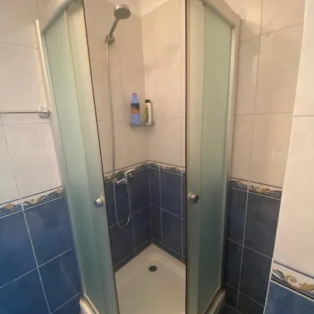 Apartament Currila *