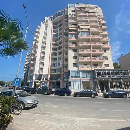 Currila Lägenhet Durrës